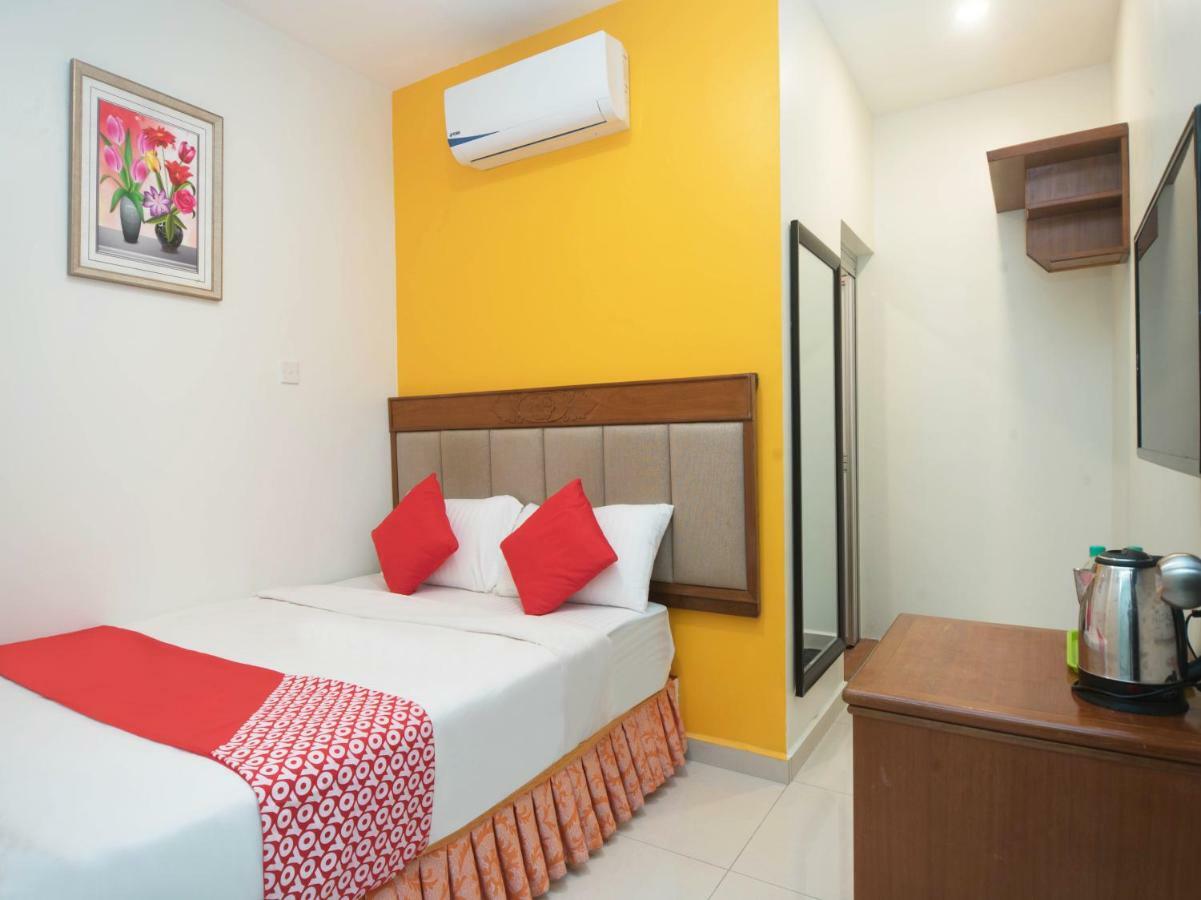 Oyo 1101 Hotel Jerai Ct Inn Guar Chempedak Exterior photo